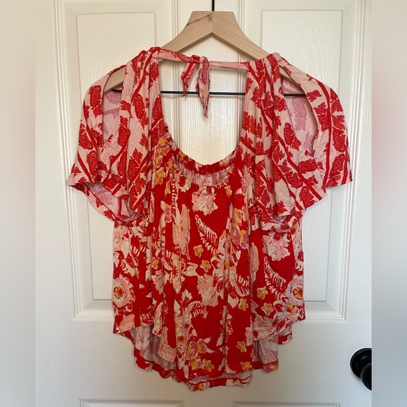 Free People Baja Babe Red Floral Cold Shoulder Top - Picture 5 of 6
